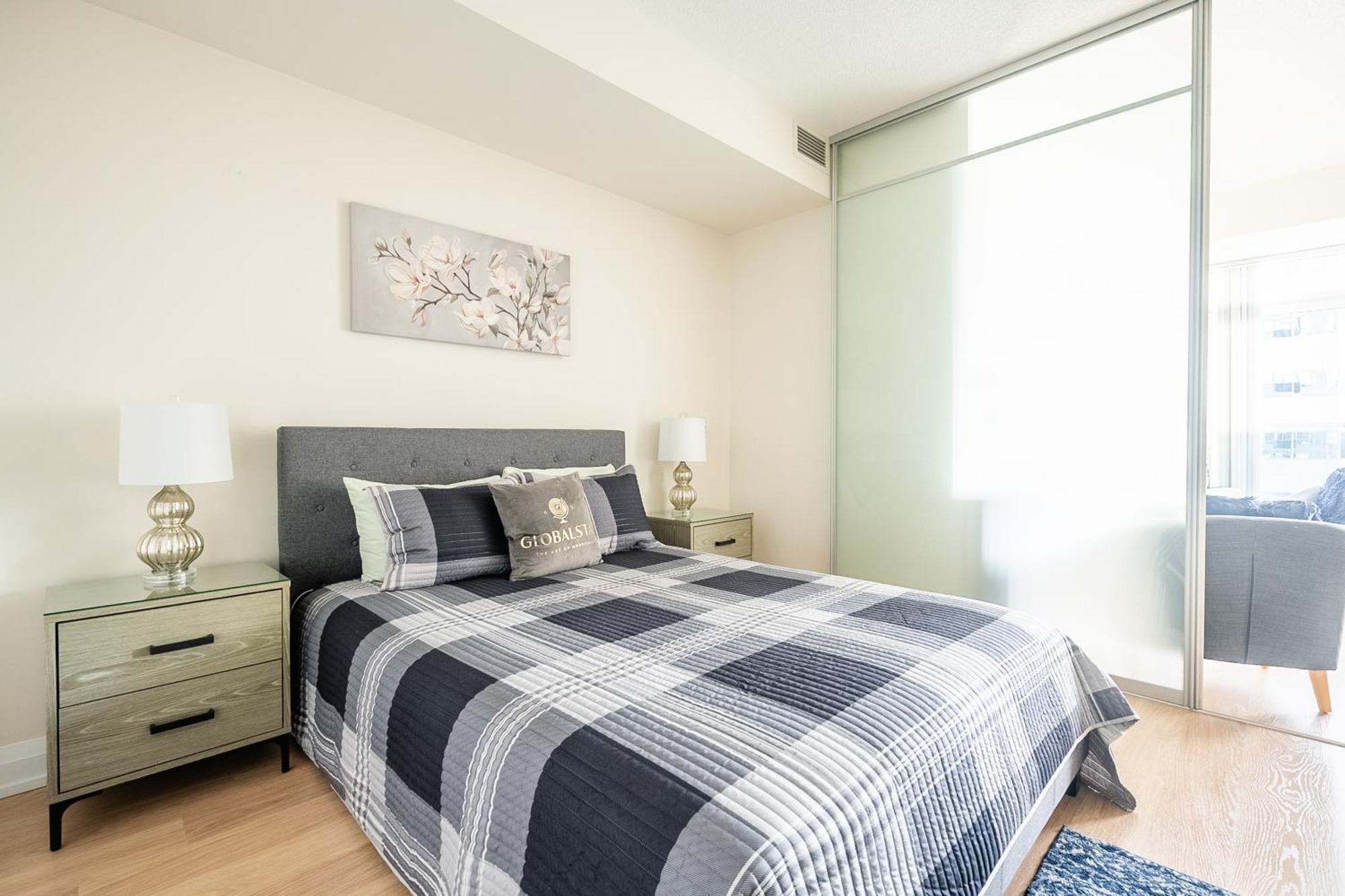 Globalstay Modern Apartments In North York Skyscraper トロント エクステリア 写真