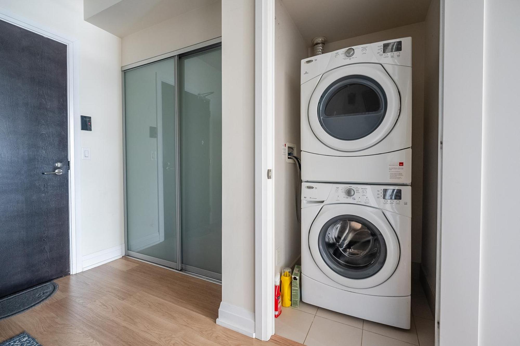 Globalstay Modern Apartments In North York Skyscraper トロント エクステリア 写真
