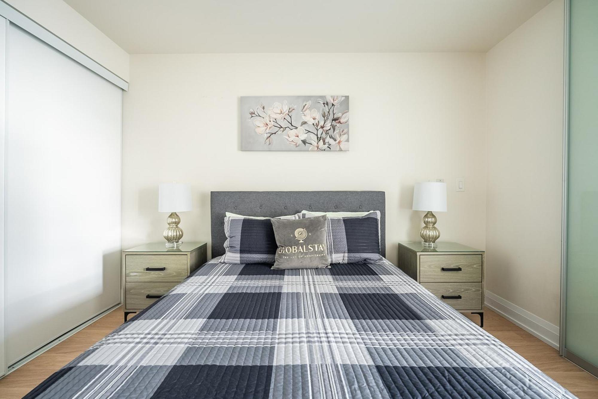 Globalstay Modern Apartments In North York Skyscraper トロント エクステリア 写真