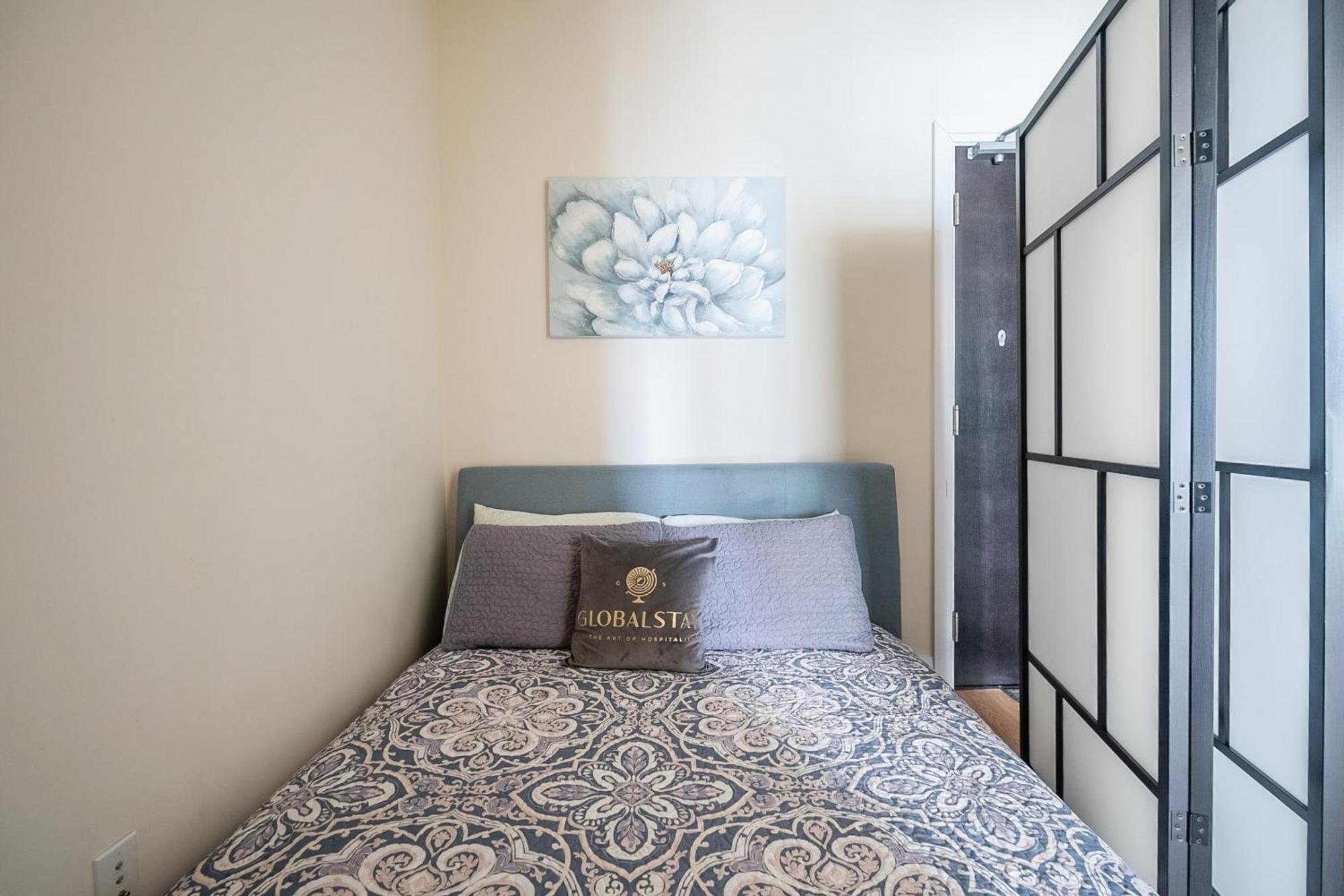 Globalstay Modern Apartments In North York Skyscraper トロント エクステリア 写真