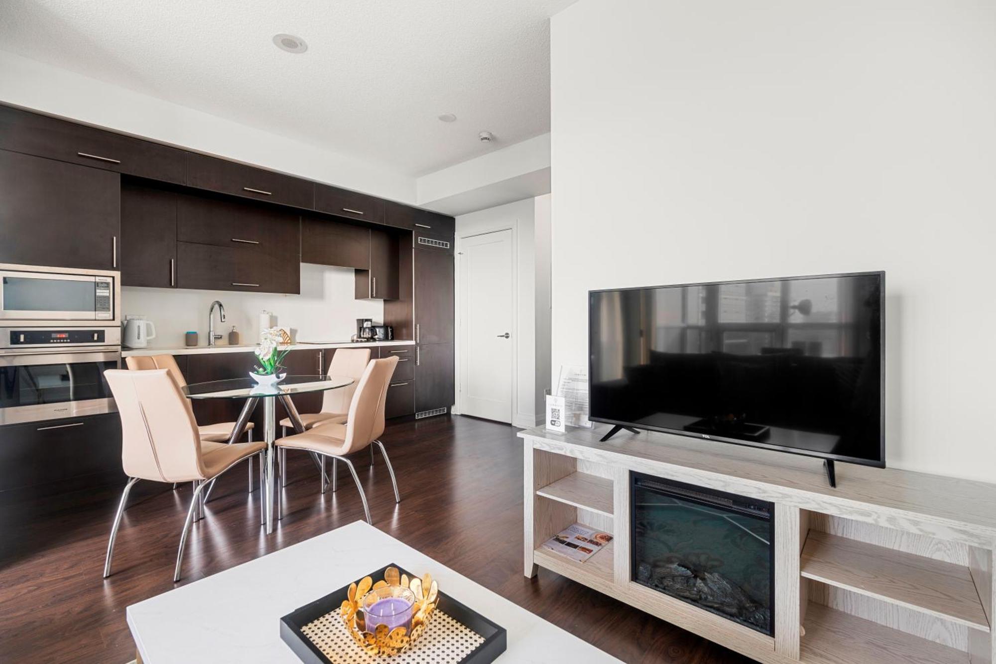 Globalstay Modern Apartments In North York Skyscraper トロント エクステリア 写真